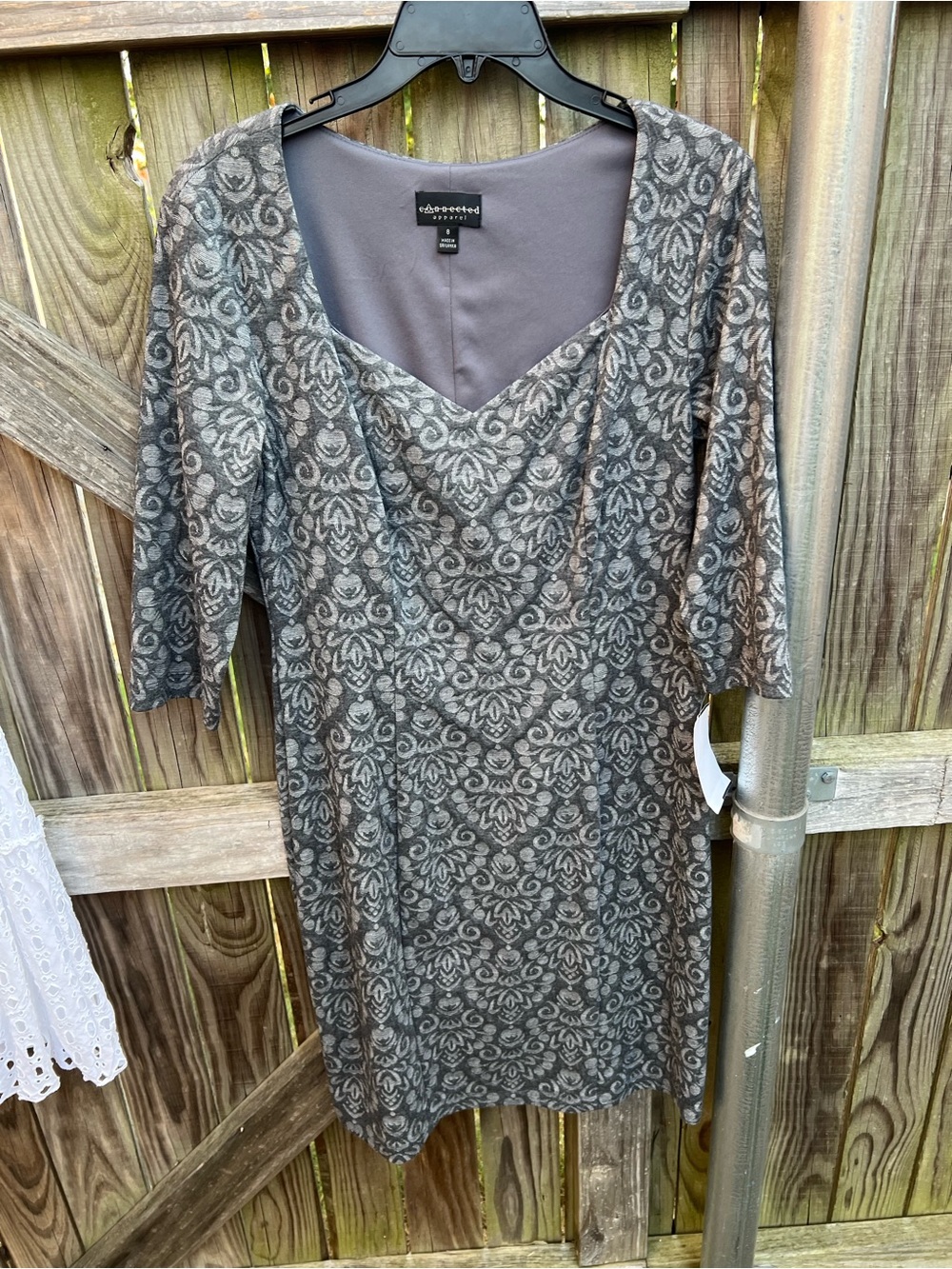 👗Connected Apparel Gray Patterned V-Neck Knee Dress